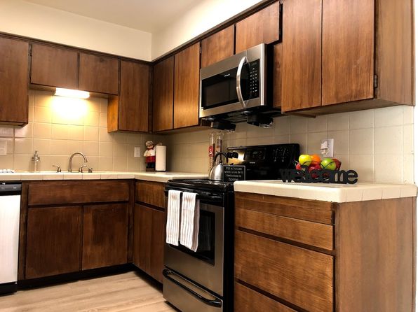 8060 N Glenn Ave #436981