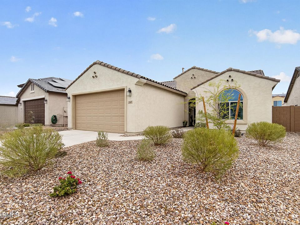 1st image of 2869 N Coronado Drive