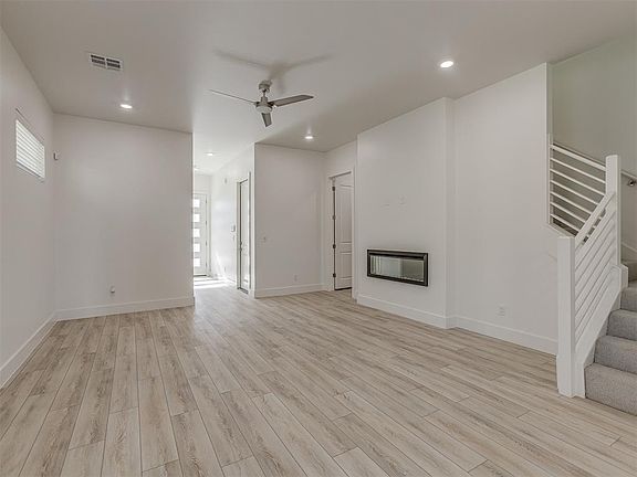 3rd image of 2529 NW 130th St