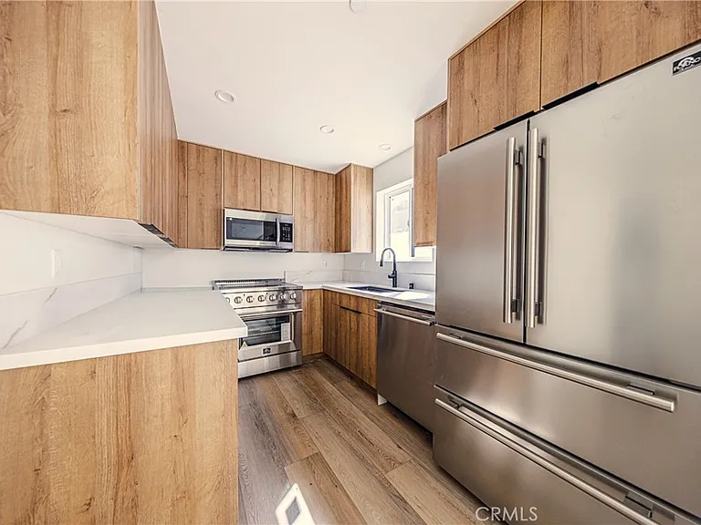 5933 Comey Ave #2 — Photo 10