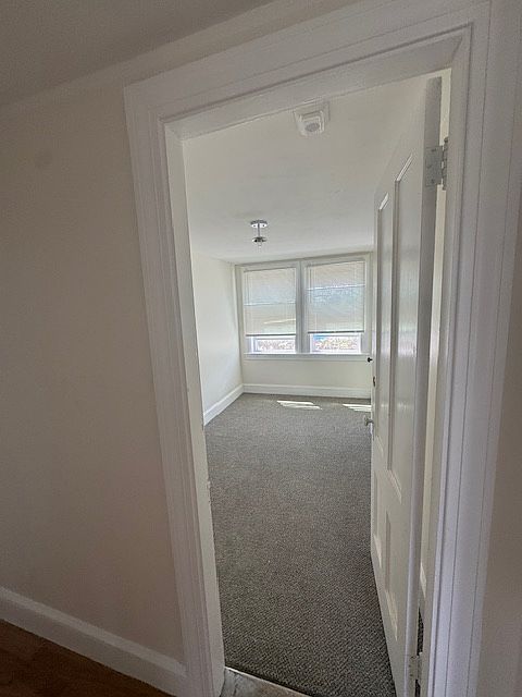 2nd image of 408 Union St #3