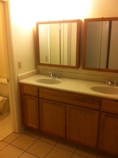 5th image of 4149 Laurel Park Ave