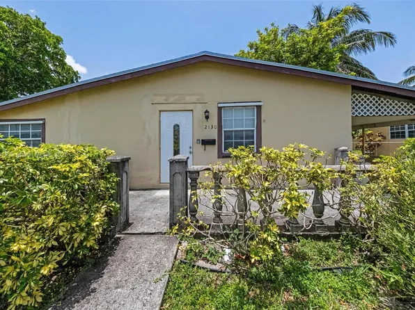 2130 Acapulco Dr, Hollywood, FL 33023