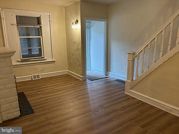 3rd image of 3010 B St