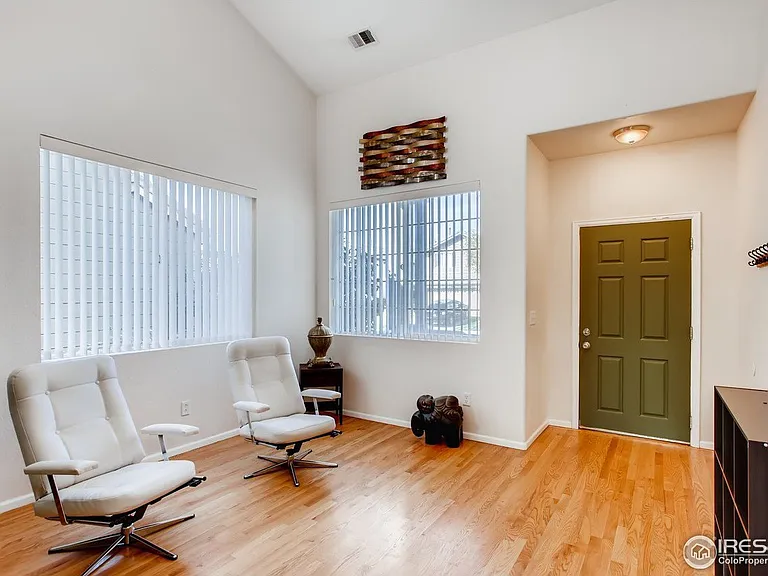 1126 Lochmore Pl — Photo 8