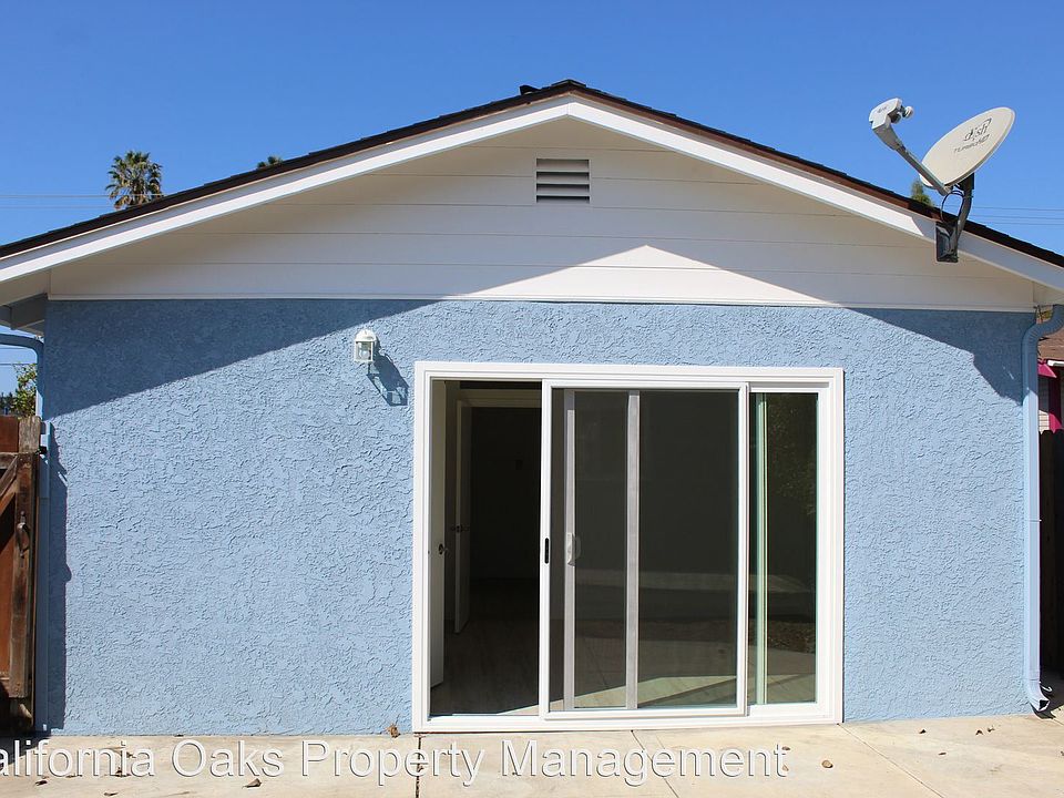 1st image of 596 S Seaward Ave