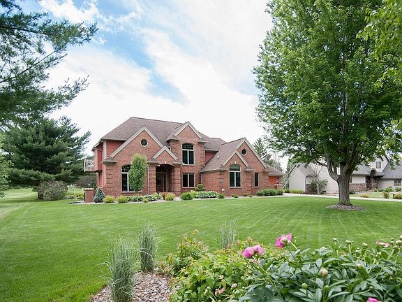 2nd image of 2416 Cedar Creek Ln