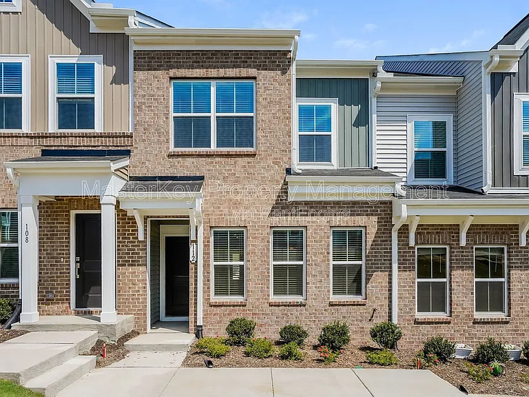 112 Silver Fir Ln — Photo 1