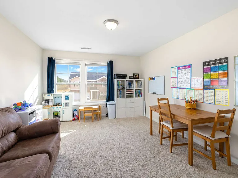 900 Curlew Cir — Photo 40