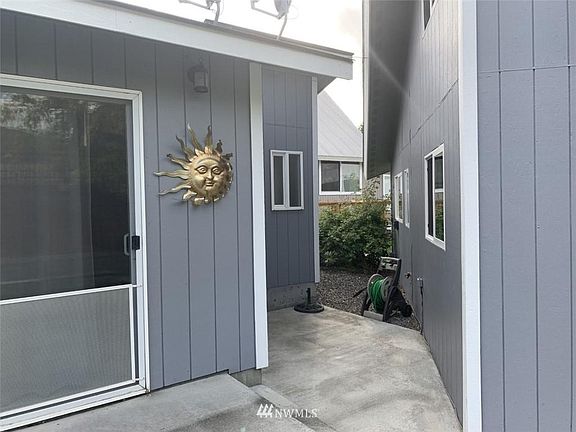 4th image of 508 River Dr SW