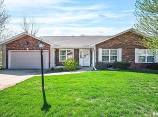 6917 N Flagstone Ct, Peoria, IL 61615