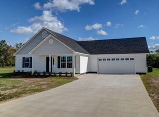 121 Buckskin Rd, Pollocksville, NC 28573