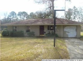 10224 Black Oak Dr, Baton Rouge, LA 70815