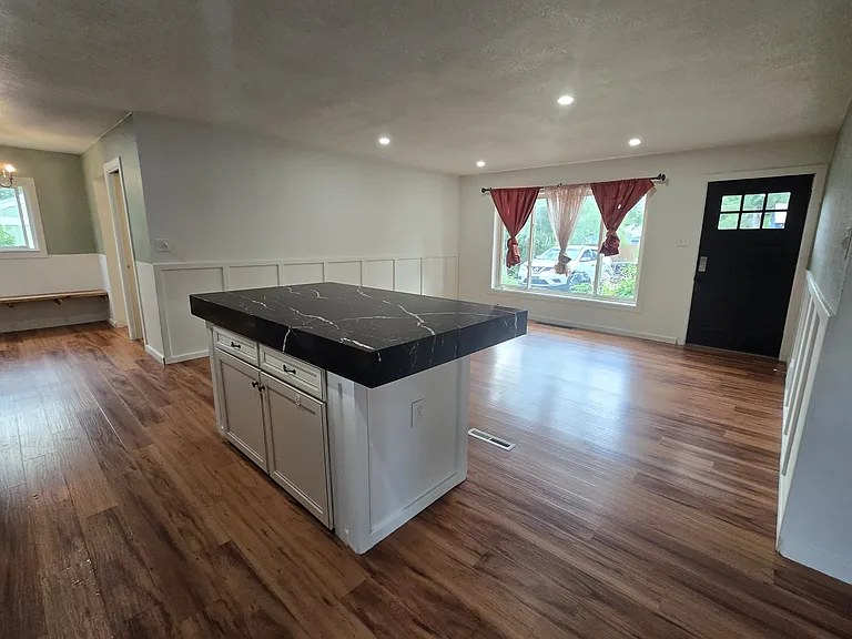 3435 S Hudson Way — Photo 10