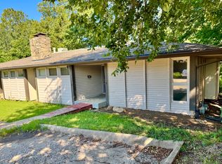 2506 University Dr, Lawrence, KS 66049