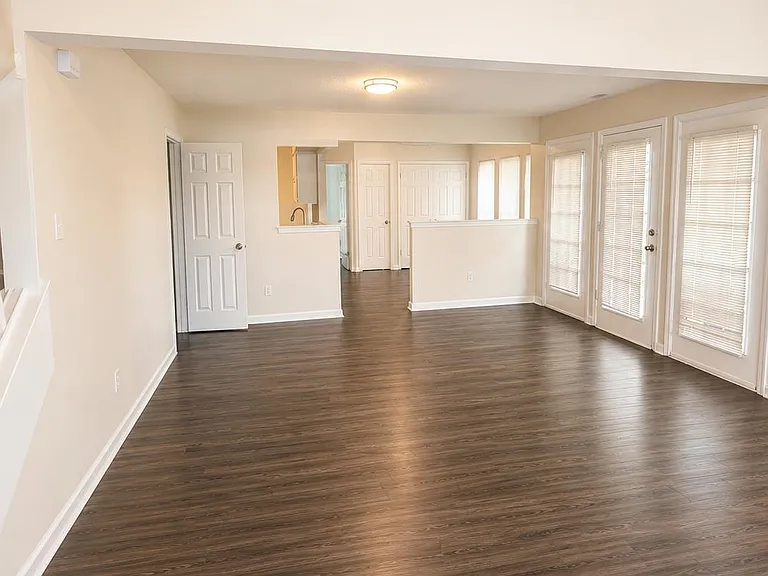 1693 Old Mill Stream Dr — Photo 6