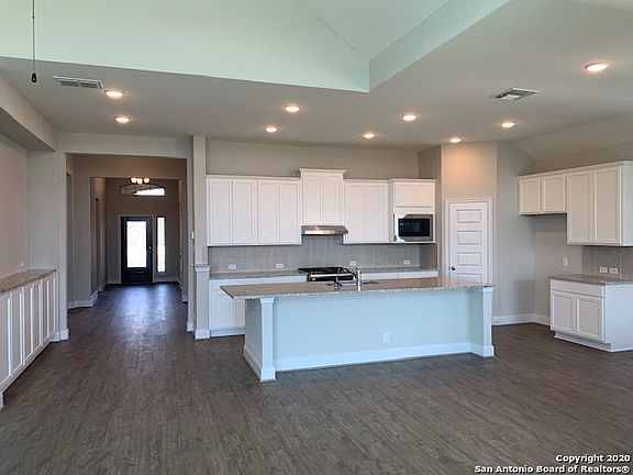 3rd image of 1021 Cypress Ml