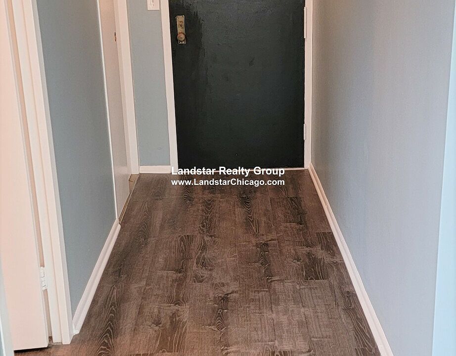 1st image of 3550 N Lake Shore Dr APT 1423