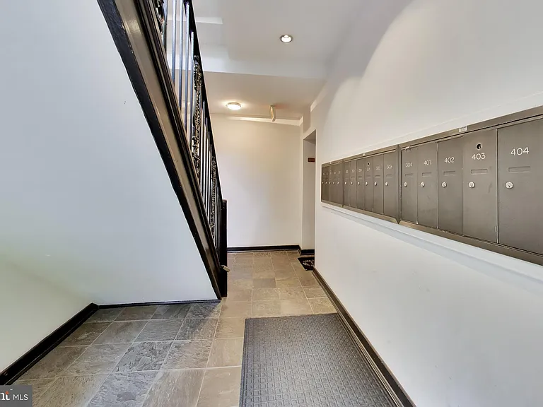 116 N Carolina Ave SE #302 — Photo 8