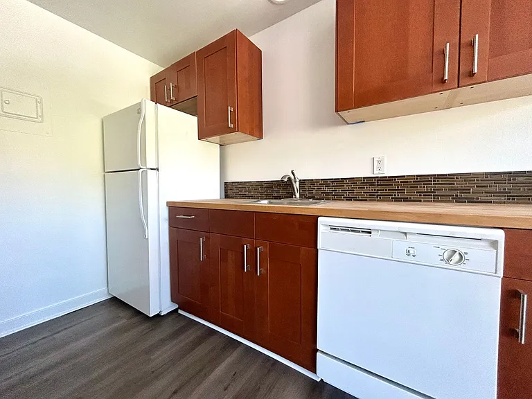 Barbi Apartments — Photo 29