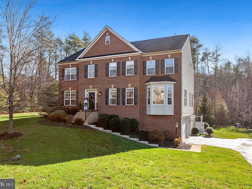 1st image of 5401 Tomlinson Dr