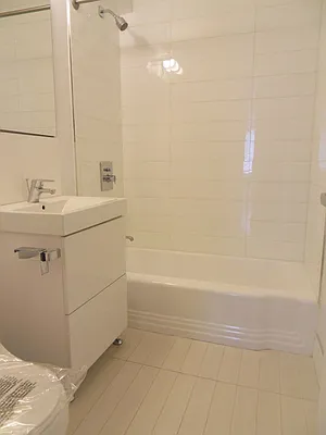 Rented by Stonehenge NYC LLC | media 23