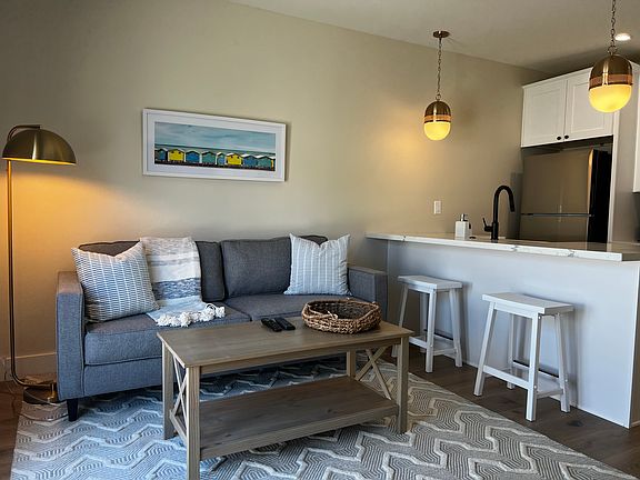 3rd image of 3321 33rd St #2
