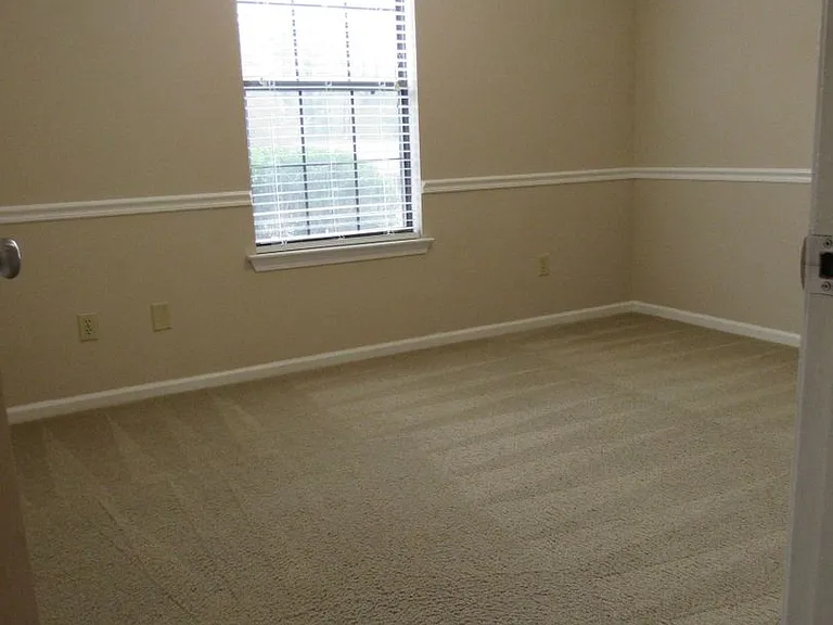 104 Caldwell Ct #1 — Photo 7