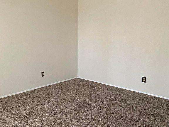 5th image of 10207 La Vista Pl