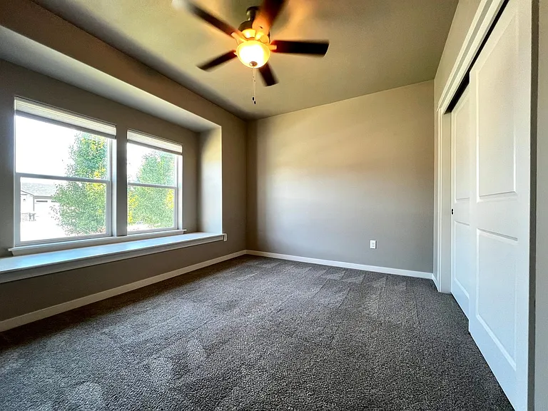 6112 Cottonwood Loop — Photo 6