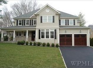 104 Carthage Rd, Scarsdale, NY 10583