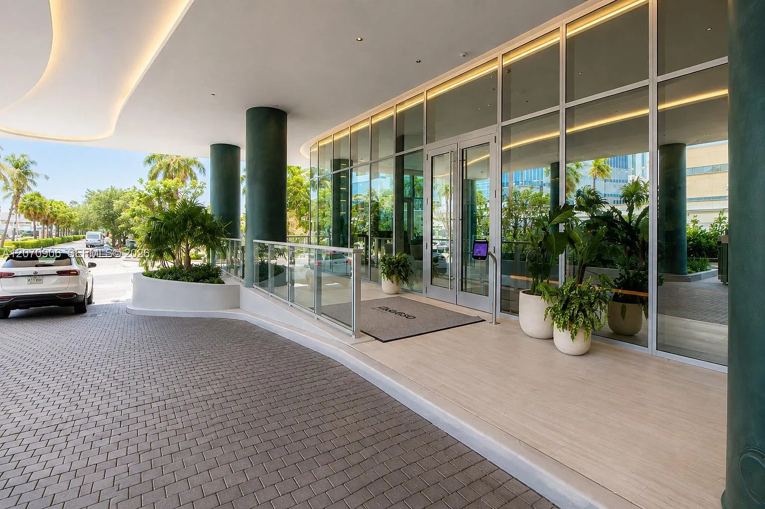 Casa Bella Residences — Photo 4