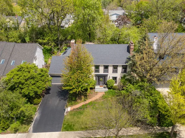 5409 Maplewood Pl, Downers Grove, IL 60515