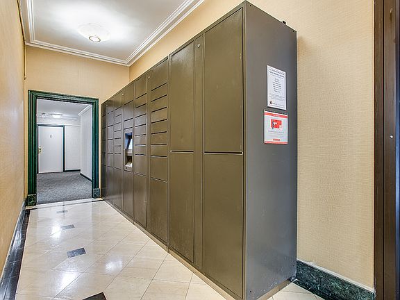 5th image of 3000 Connecticut Ave NW #305