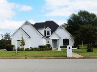 6300 Gleneagles Dr, Tyler, TX 75703