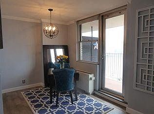 4th image of 6040 Boulevard East Unit 25F