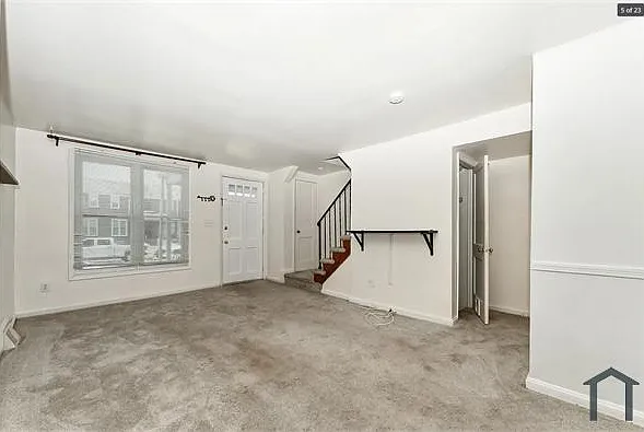 7900 Saint Claire Ln — Photo 7