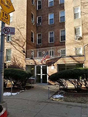 1475 Thieriot Ave APT 2B photo 1
