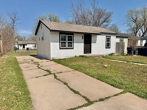 3801 SW 43rd St Photo 1
