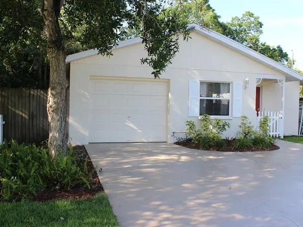 2440 Bahia Vista St, Sarasota, FL 34239