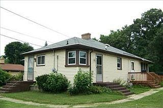 1st image of 943 Lamberton St NE