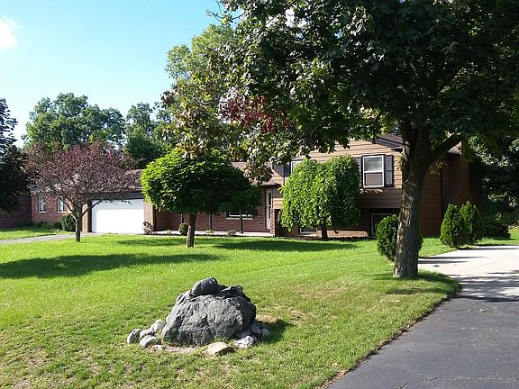 5th image of 51 Hi Hill Dr