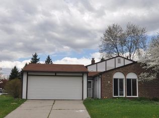 5968 Big Pine Dr, Ypsilanti, MI