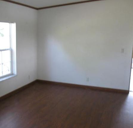 5th image of 13295 83rd St