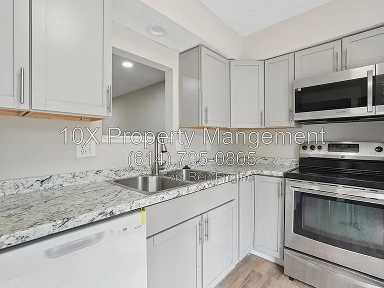 3079 Cooper Bluff Dr — Photo 12