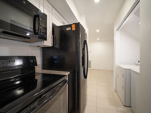 5th image of 14112 Village Terrace Dr
