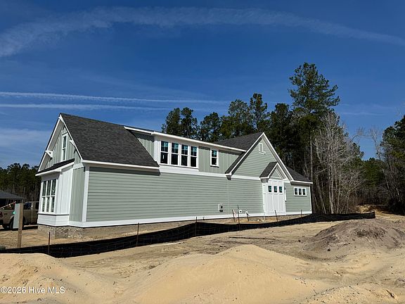 2nd image of 2903 W Timber Crest Drive NE