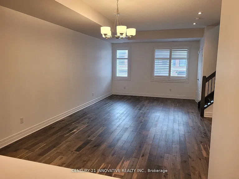 70 Plains Rd W #38 — Photo 3