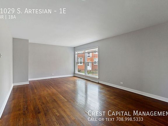 4th image of 11029 S Artesian Ave #1E