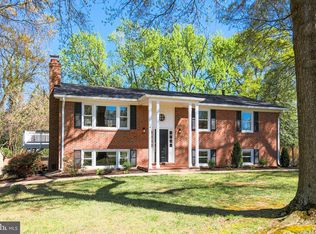 7200 Popkins Farm Rd, Alexandria, VA 22306